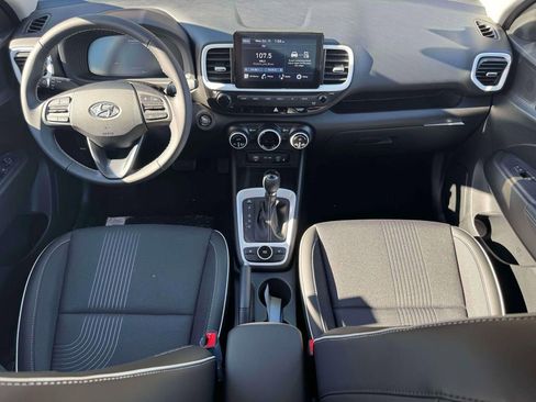 New 2026 Hyundai Venue SEL image 10