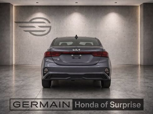 Used 2022 Kia Forte Sedan FWD image 5