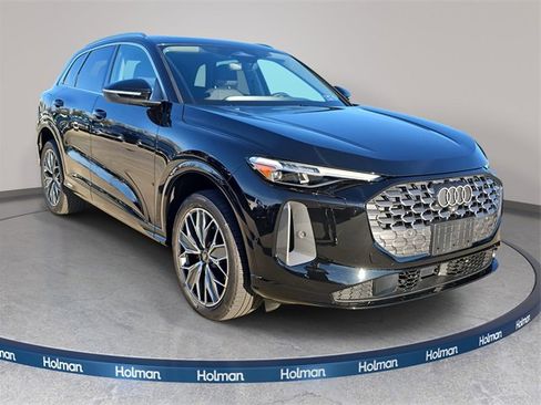 Used 2025 Audi Q5 Premium Plus w/ Premium Plus image 4