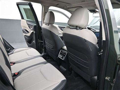 Used 2022 Subaru Forester Limited image 25