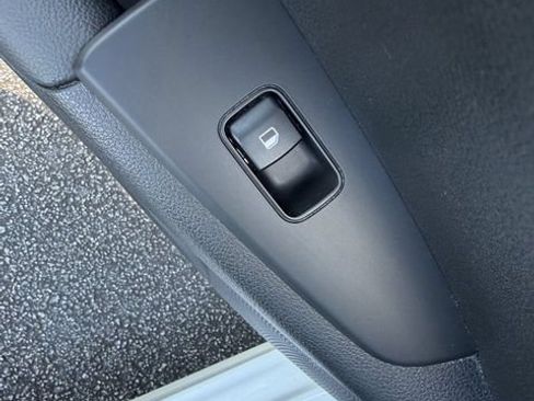 Certified 2024 Kia Forte LXS w/ LXS Technology Package FWD image 29