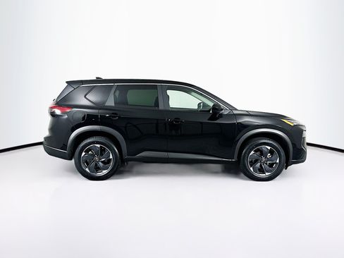 Used 2025 Nissan Rogue SV AWD/4WD image 10