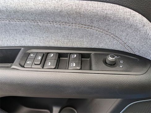 Used 2022 Jeep Compass Latitude image 12