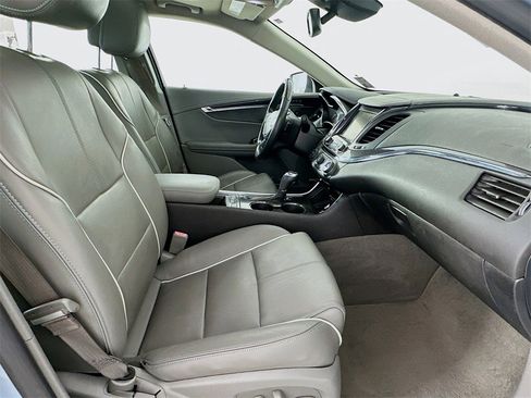 Used 2014 Chevrolet Impala LTZ image 28