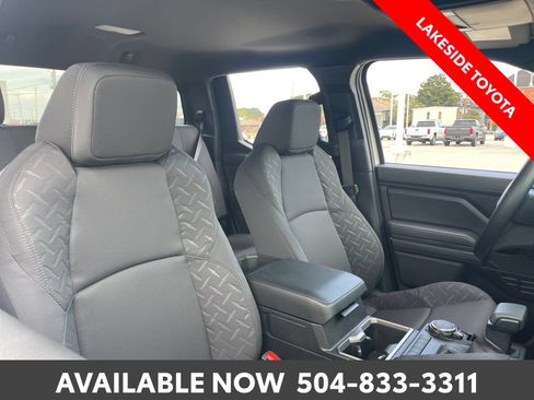 Certified 2026 Toyota Tacoma SR5 AWD/4WD image 16