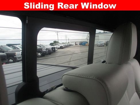 Used 2024 Toyota Tacoma 4x4 Double Cab Hybrid image 28