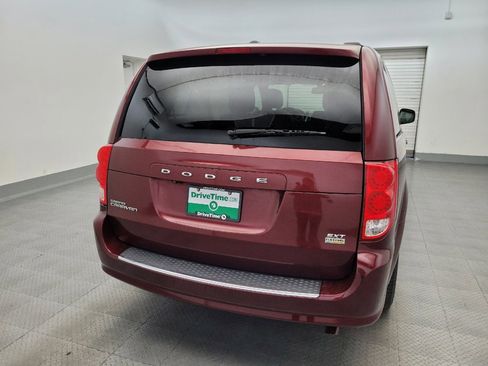 Used 2019 Dodge Grand Caravan SXT FWD image 7