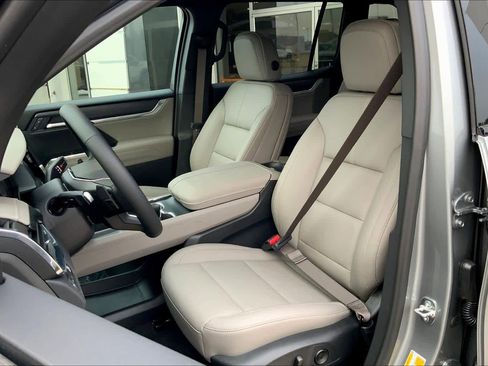 New 2026 GMC Acadia Elevation w/ Black Edition image 9