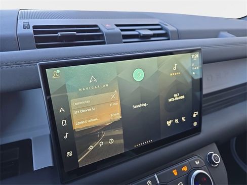 Used 2025 Land Rover Defender 110 S image 19