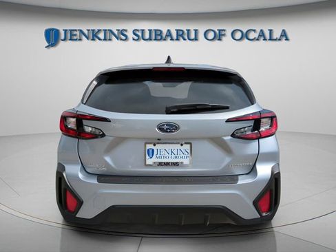 Used 2025 Subaru Crosstrek 2.0i image 5