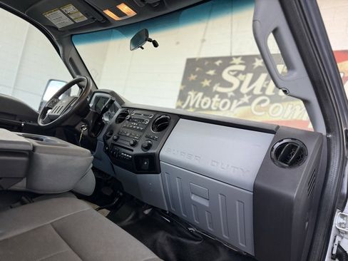 Used 2014 Ford F550 4x4 SuperCab Super Duty w/ Power Equipment Group image 20