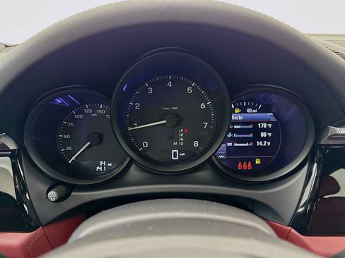 New 2026 Porsche Macan AWD/4WD image 16
