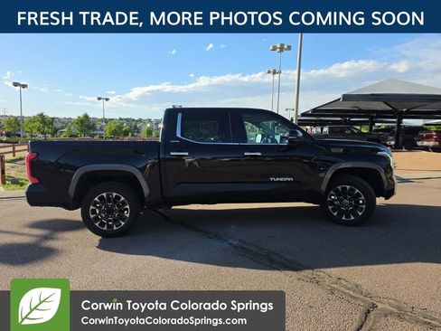 Used 2024 Toyota Tundra Limited AWD/4WD image 10