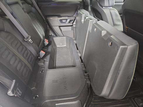 Used 2023 Rivian R1T Launch Edition image 24