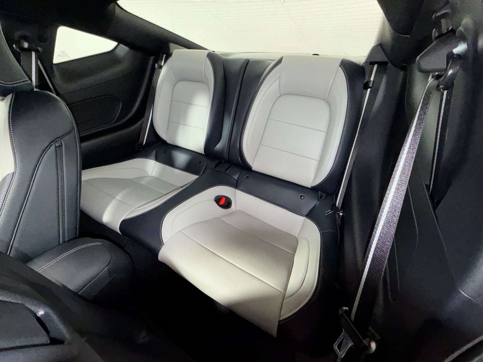 Used 2025 Ford Mustang GT Premium RWD image 24