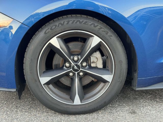 Used 2022 Ford Mustang Coupe RWD image 10