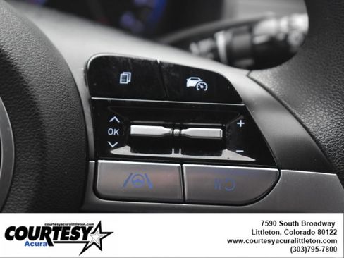 Used 2024 Hyundai Santa Cruz SEL AWD/4WD image 11
