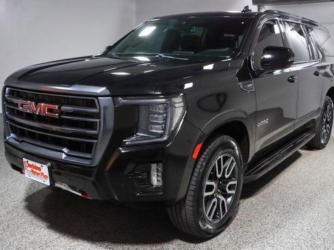 Used 2023 GMC Yukon XL AT4 image 37