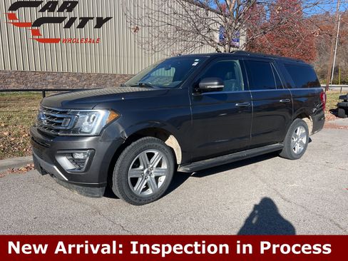 Used 2018 Ford Expedition Max XLT w/ Equipment Group 201A image 1