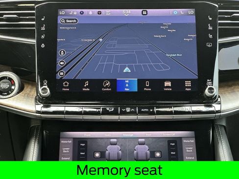 Used 2022 Jeep Grand Wagoneer Series I AWD/4WD image 12