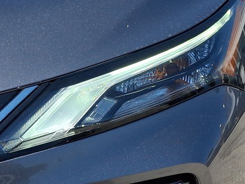 Certified 2023 Nissan Rogue SV AWD/4WD image 9