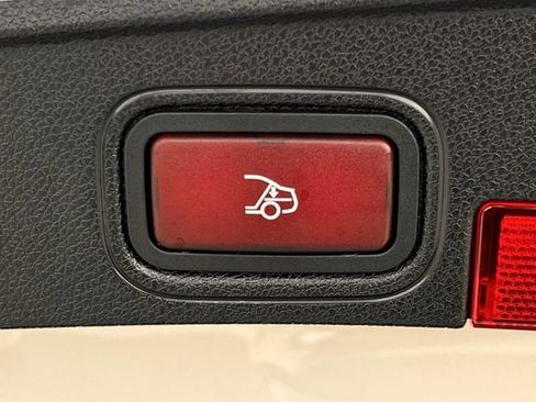 Used 2023 Mercedes-Benz C 43 AMG 4MATIC Cabriolet image 54