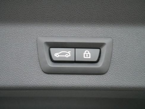 Used 2022 BMW X3 xDrive30i w/ Premium Package image 19