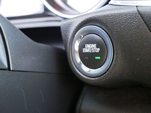 Used 2018 Buick Regal Preferred FWD image 34