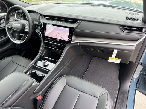 New 2026 Jeep Grand Cherokee Limited RWD image 27