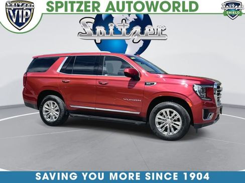 Used 2024 GMC Yukon SLT AWD/4WD image 1