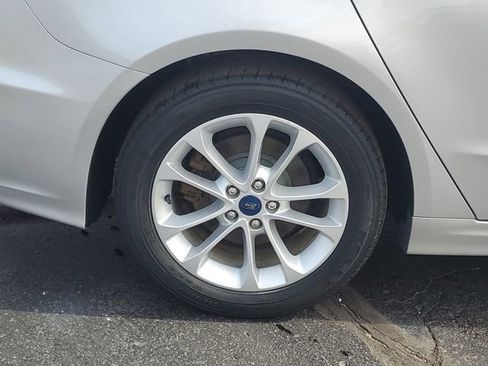 Used 2019 Ford Fusion SEL image 5