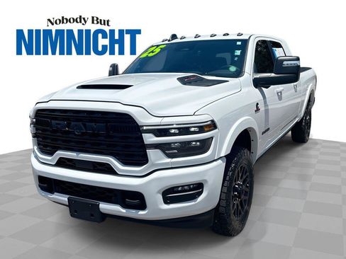 Used 2025 RAM 2500 Limited AWD/4WD image 1