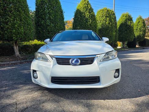 Used 2012 Lexus CT 200h Premium image 8