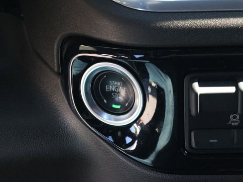 Used 2025 GMC Sierra 2500 SLT w/ SLT Premium Package image 30