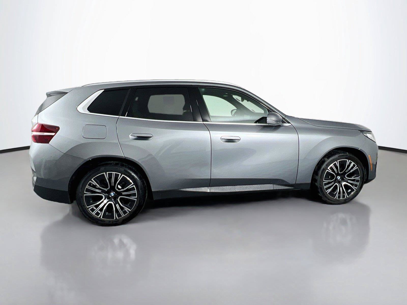 Used 2026 BMW X3 xDrive30i w/ Convenience Package AWD/4WD image 7
