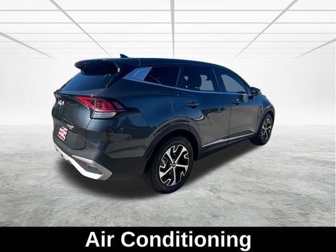 Used 2024 Kia Sportage EX FWD image 5