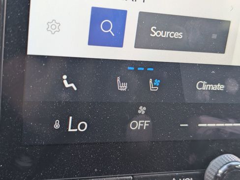 Used 2025 Lexus NX 250 FWD w/ Accessory Package (2T) image 16