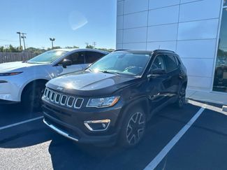 Used 2018 Jeep Compass Limited w/ Navigation Group AWD/4WD video 2