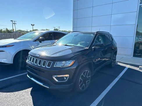 Used 2018 Jeep Compass Limited w/ Navigation Group AWD/4WD image 2