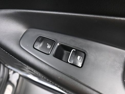 Used 2021 Hyundai Santa Fe Limited FWD image 13