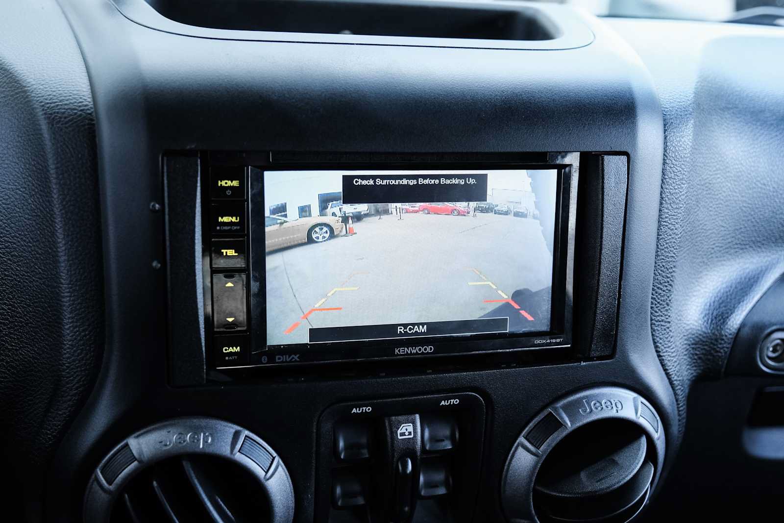 Used 2018 Jeep Wrangler Unlimited Sport S AWD/4WD image 42