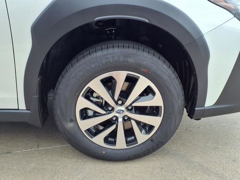 Certified 2025 Subaru Outback Premium image 7