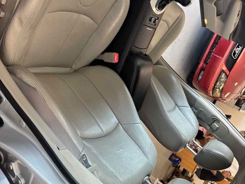 Used 2009 INFINITI G37 Journey w/ Premium Pkg image 23