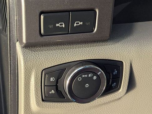 Certified 2020 Ford F250 XLT w/ XLT Premium Package image 17