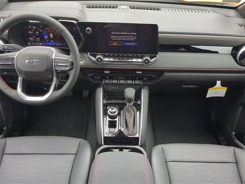 Certified 2025 Chevrolet Colorado Z71 w/ Z71 Convenience Package 2 image 15