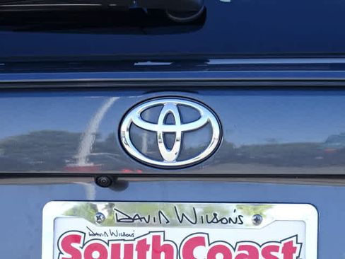 Used 2024 Toyota RAV4 XLE FWD image 9