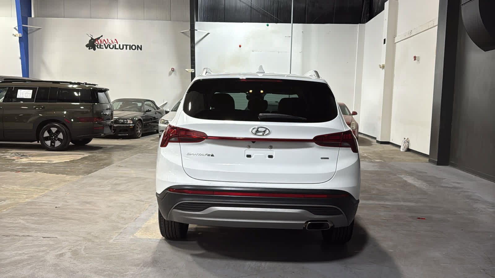 Used 2023 Hyundai Santa Fe SEL AWD/4WD image 5
