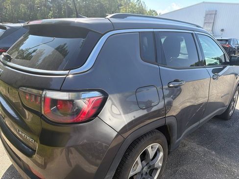 Used 2020 Jeep Compass Limited FWD image 3