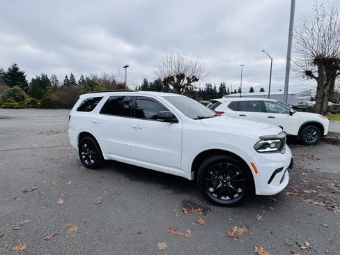 Used 2021 Dodge Durango GT image 2