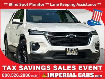 Used 2023 Chevrolet Traverse LT w/ Midnight/Sport Edition